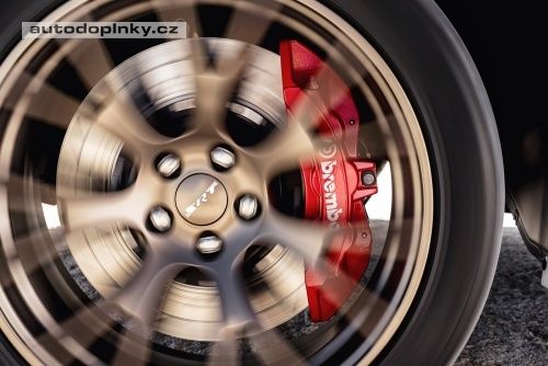 Charger SRT Hellcat jako nejrychlej�� sedan