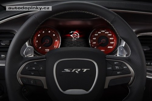Charger SRT Hellcat jako nejrychlej�� sedan