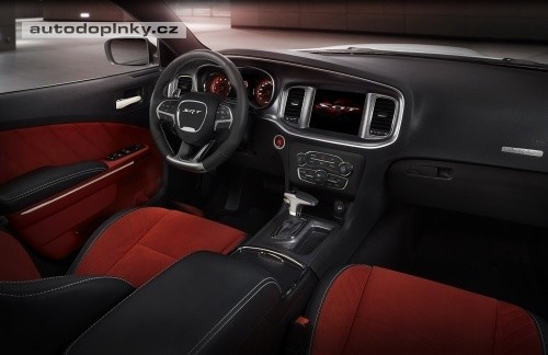 Charger SRT Hellcat jako nejrychlej�� sedan