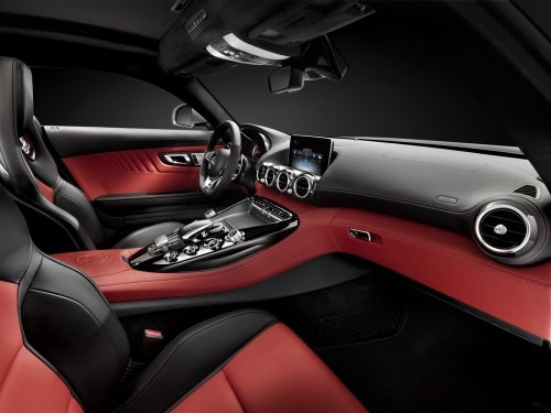 Mercedes odhaluje AMG GT