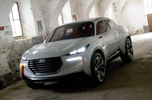 Hyundai chyst� sportovn� Intrado