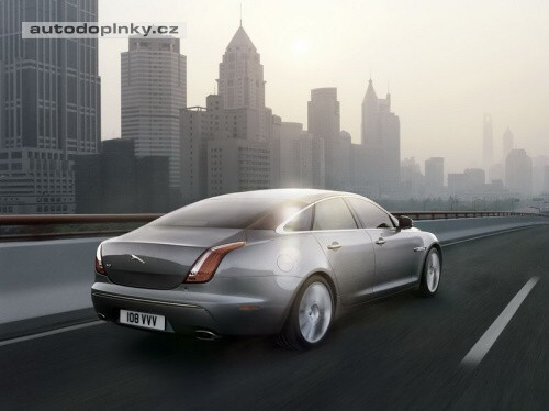 Jaguar XJ neohro�en� ko�ka