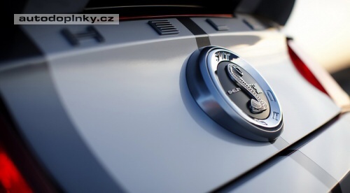 Ford Mustang GT 500 v nov�m