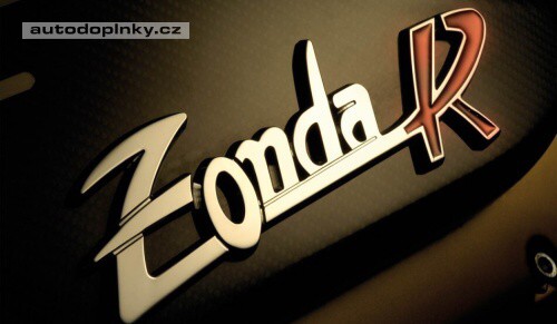 Pagani p�edstavuje Zondu R