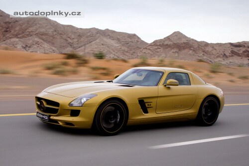 SLS AMG - Pou�tn� zlato