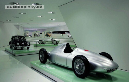 Porsche muzeum t�m�� hotov�