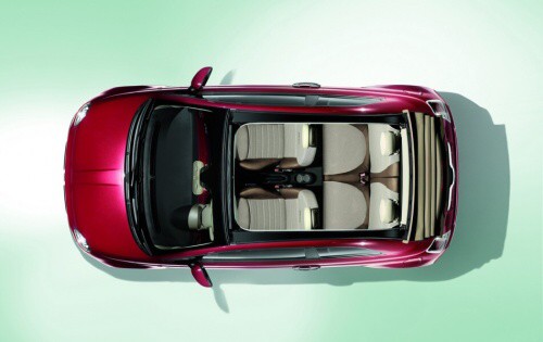Fiat 500 shodil st�echu