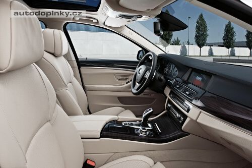 Nov� BMW 5 jde do boje