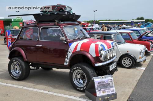 Mini slav� pades�tiny