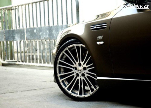 BMW M5 � Hurricane