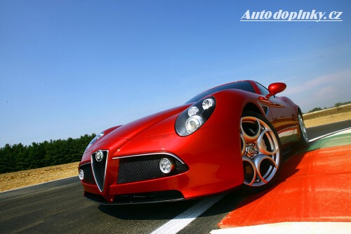 P��t� 8C na podvozku Ferrari