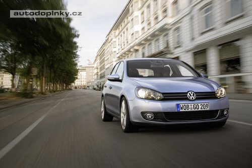 Nov� Golf odhalen