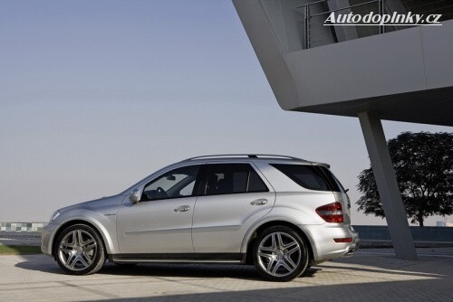 Mercedes Benz ML 63 AMG