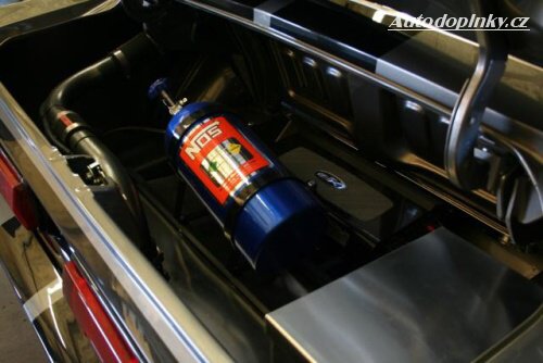 Eleanor se vrac�
