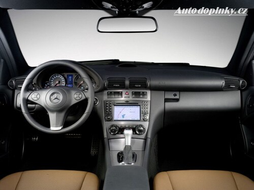 Mercedes CLC ofici�ln�