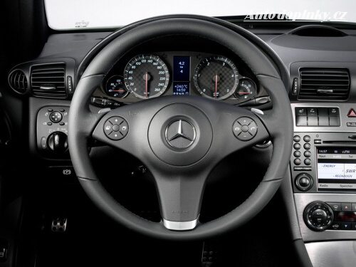 Mercedes CLC ofici�ln�