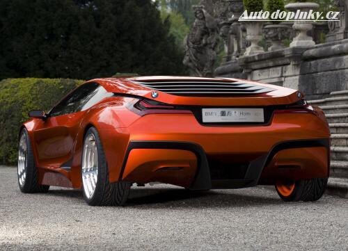 Vr�t� se BMW M1?