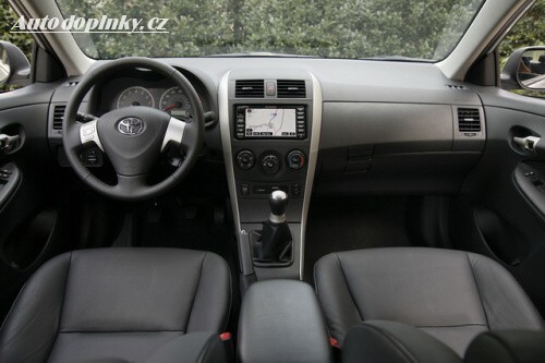 Toyota uk�zala novou Corollu