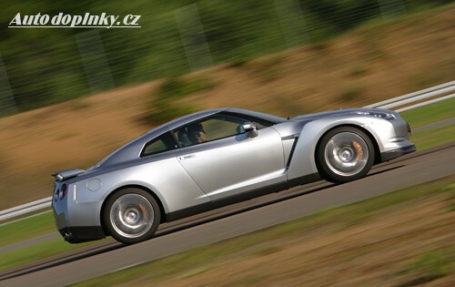 Nissan GT-R odhalen