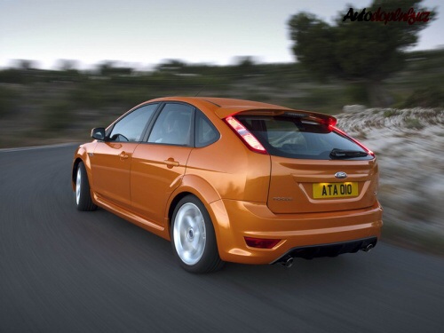 Nov� Ford Focus ST