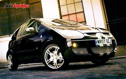 Mitsubishi Colt Black Hawk