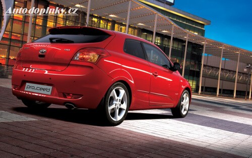 Kia Procee�d ofici�ln�