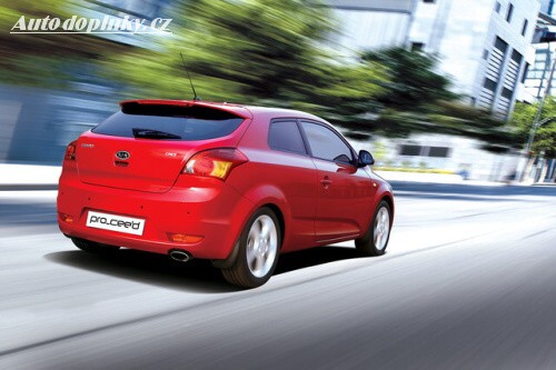 Kia Procee�d ofici�ln�