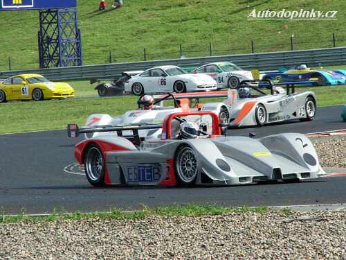 Le Mans za��n� v Essais