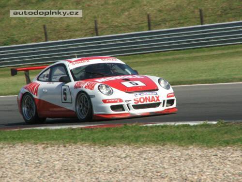 Vojt�ch�v memori�l ned�le