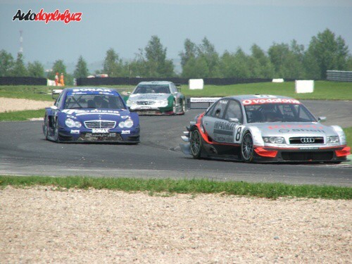 Trabanty z�vodily v Most�