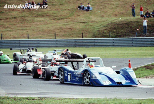 Interserie v Most� - hav�rie