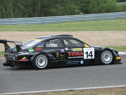 M�R s Mercedesy DTM v �ele