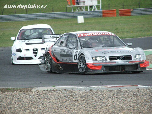 M�R s Mercedesy DTM v �ele