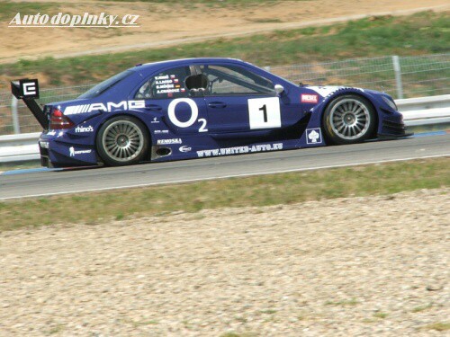 A1GP dominoval M�cke