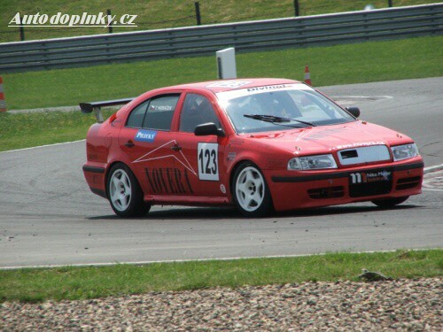 A1GP dominoval M�cke