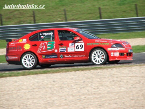 A1GP dominoval M�cke