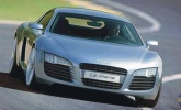 Bomba: zelen� pro R8