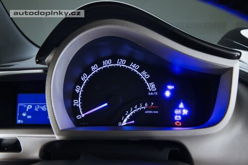 Tuningov� Scion iQ