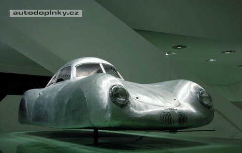Porsche muzeum t�m�� hotov�