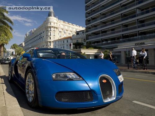 Bugatti Veyron Open-Top