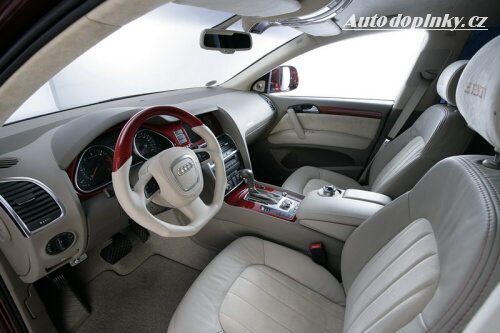 Audi Q7 Street Rocket