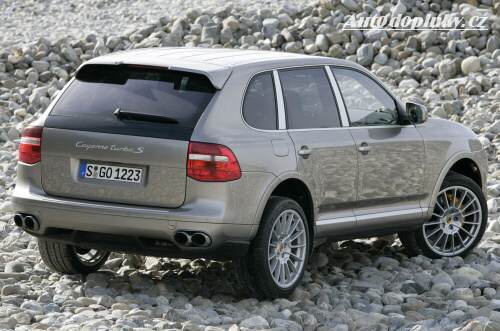 Porsche Cayenne 550 PS