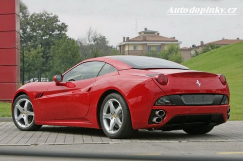 Ferrari California foto