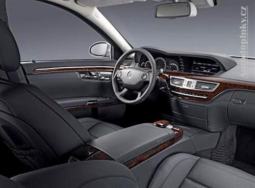 Mercedes Benz S65 AMG