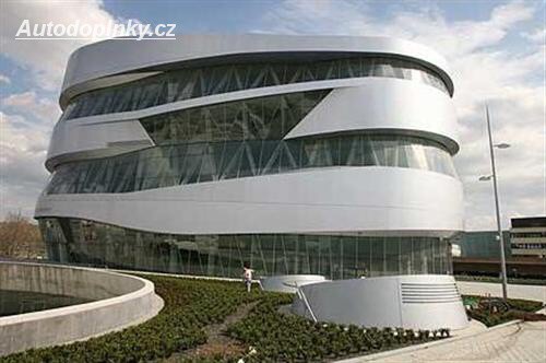 Nov� Mercedes muzeum