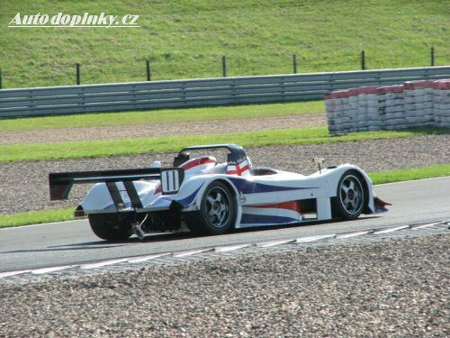 Milan Bez�k dvakr�t druh� ve Sports Car Challenge