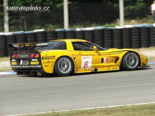 FIA GT zahajuje na Silverstone v Anglii